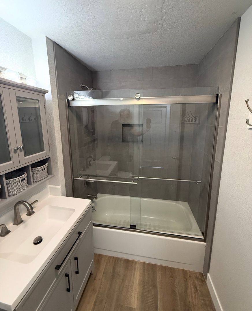 Apartment for rent at 247 Lorraine Ave, Eagle Point, OR 97524