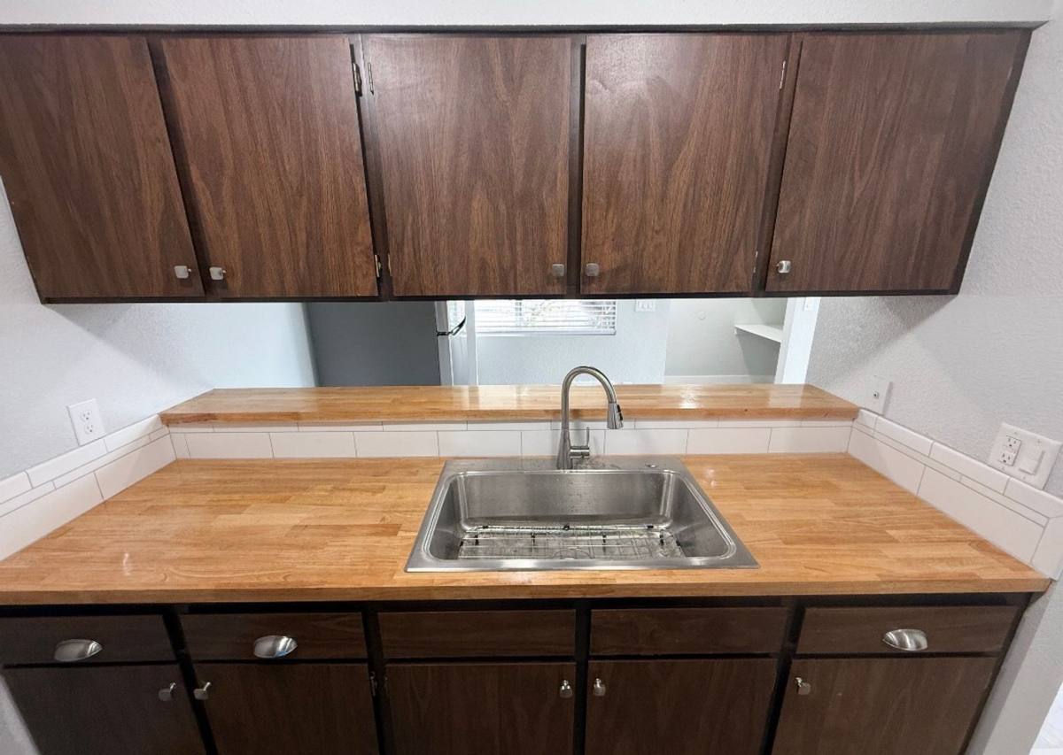 Apartment for rent at 247 Lorraine Ave, Eagle Point, OR 97524