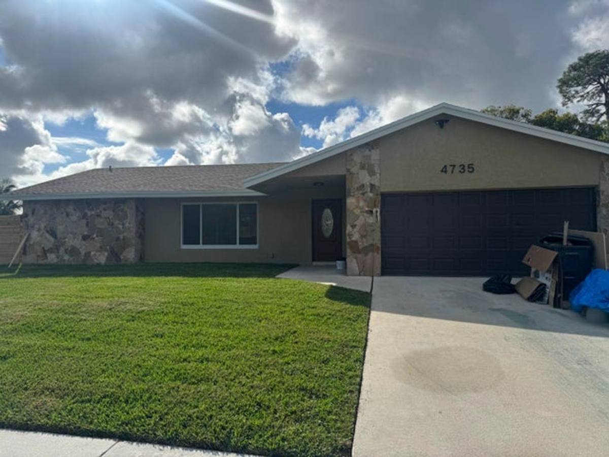House for rent at 4735 Blue Pine Circle, Lake Worth, FL 33463