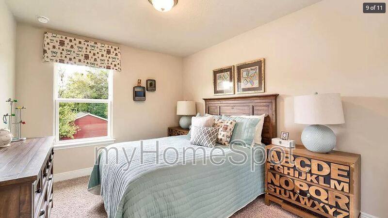 Townhouse for rent at 6012 Royal Port Court, Pensacola, FL 32526