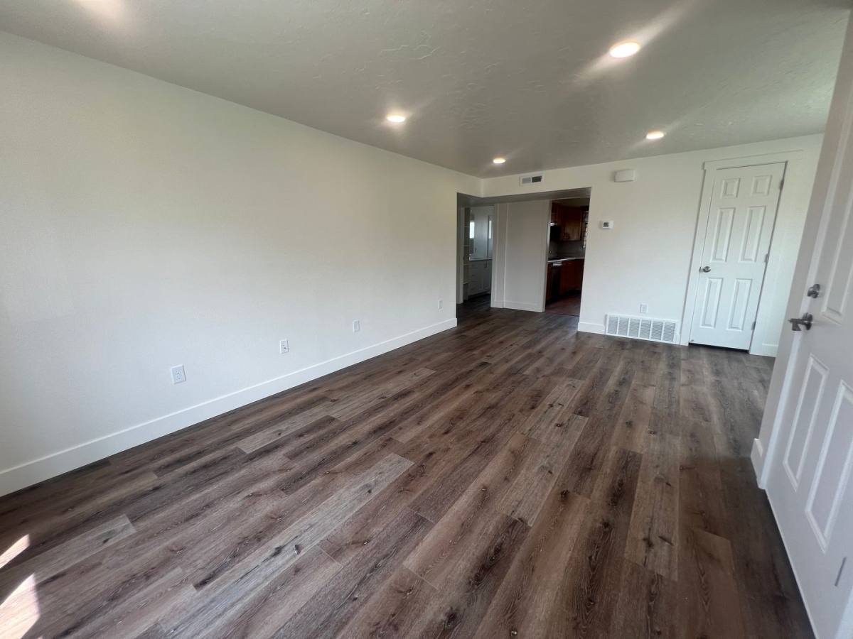 Apartment for rent at 345 E 400 N, Tooele, UT 84074