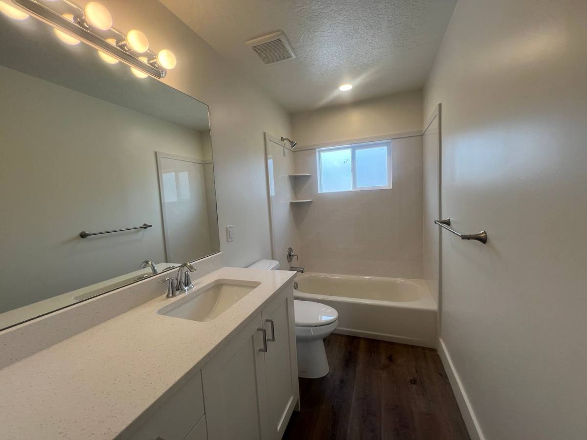 Apartment for rent at 345 E 400 N, Tooele, UT 84074