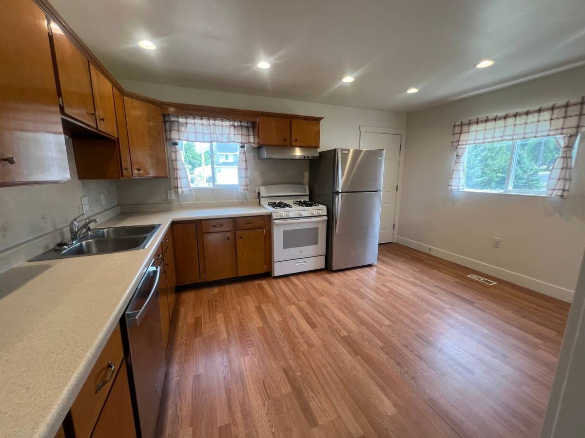 Apartment for rent at 345 E 400 N, Tooele, UT 84074