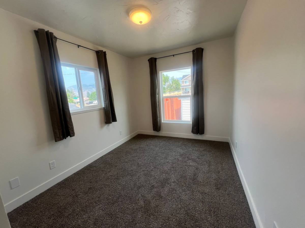 Apartment for rent at 345 E 400 N, Tooele, UT 84074
