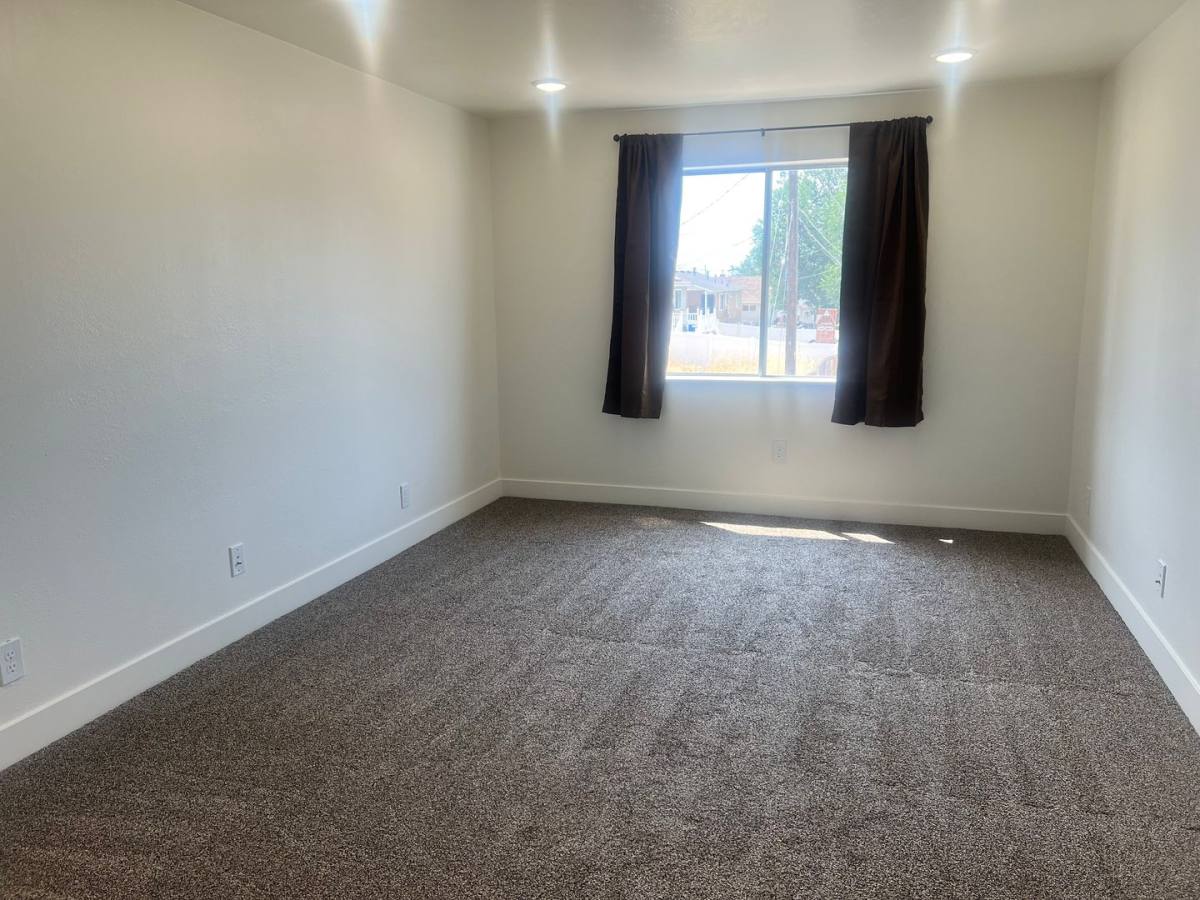 Apartment for rent at 345 E 400 N, Tooele, UT 84074