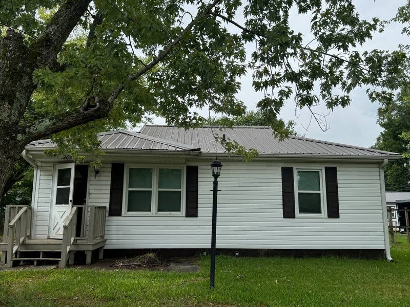 House for rent at 1205 Broadus Ave SE, Decatur, AL 35601