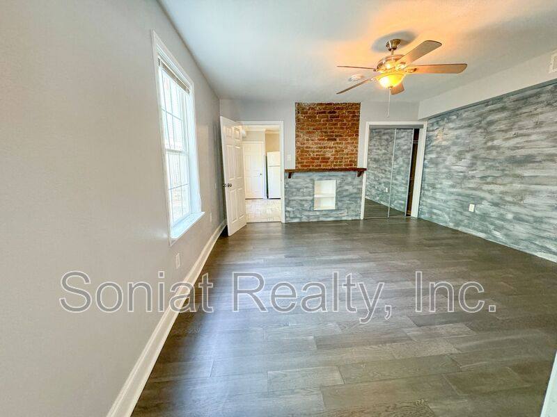 Apartment for rent at 3216 Banks St, New Orleans, LA 70119