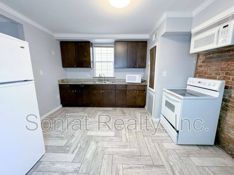 Apartment for rent at 3216 Banks St, New Orleans, LA 70119