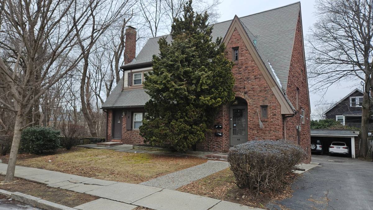 Apartment for rent at 39 Greycliff St #3, Brighton, MA 02135