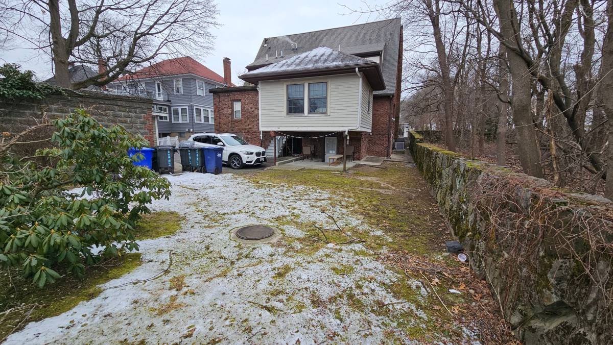 Apartment for rent at 39 Greycliff St #3, Brighton, MA 02135
