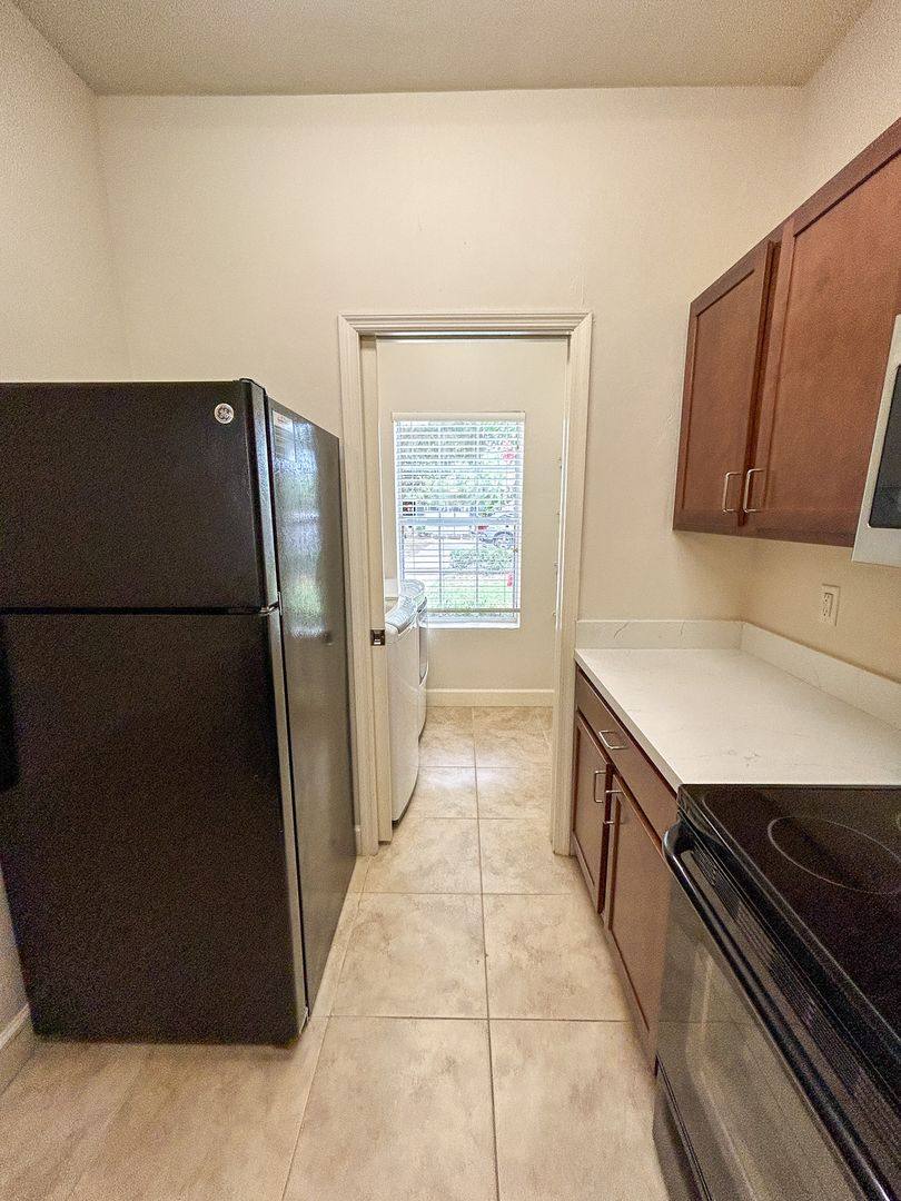 Townhouse for rent at 2951 SW 35th Place, Gainesville, FL 32608