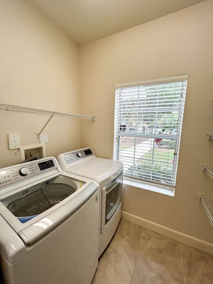 Townhouse for rent at 2951 SW 35th Place, Gainesville, FL 32608
