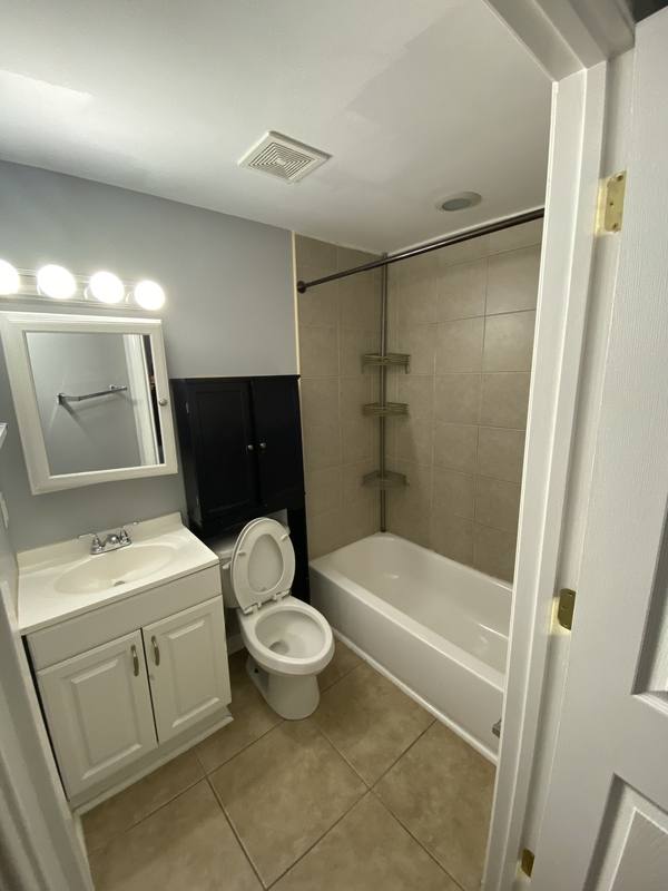 Apartment for rent at 1600 Light St #C, Baltimore, MD 21230