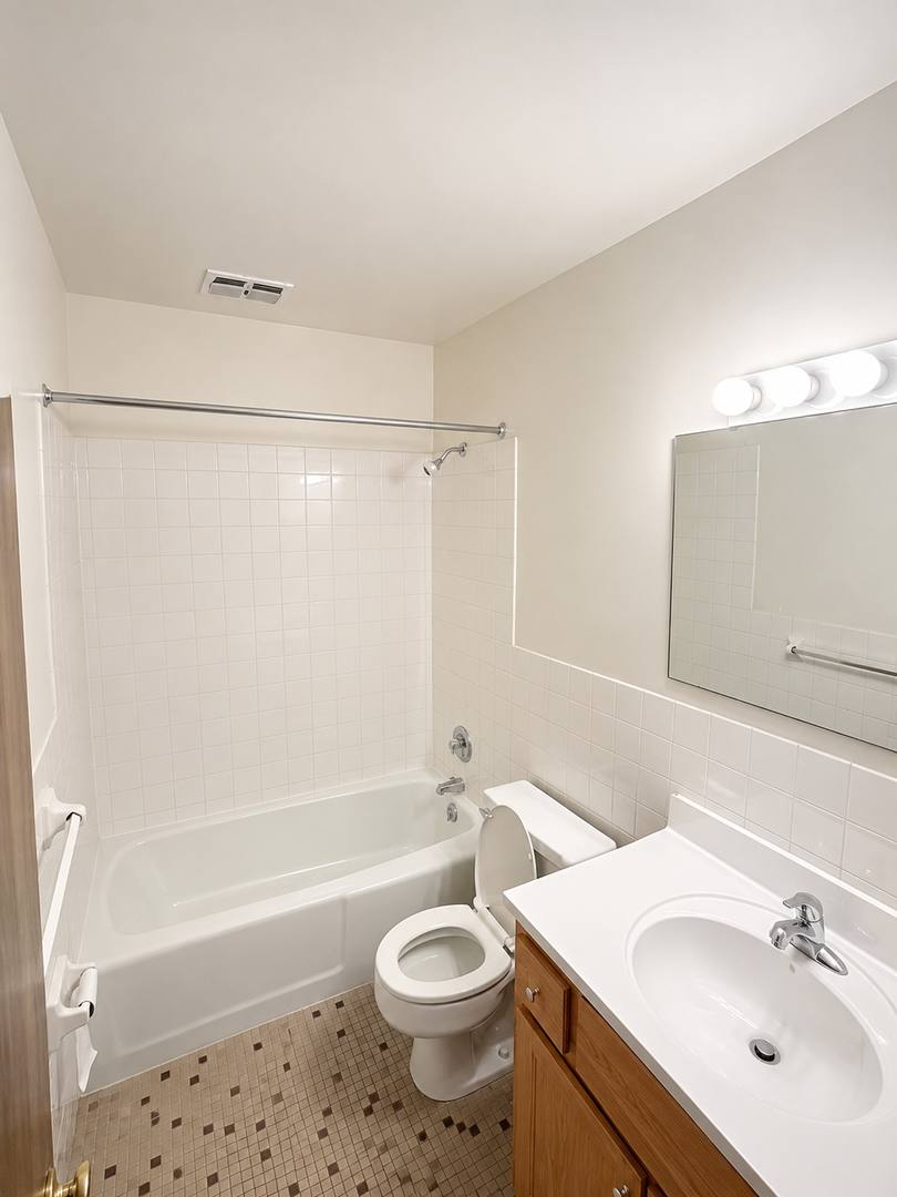 1881 Mechanic Ave, St. Paul, MN 55119 - Apartment for Rent - Image 6