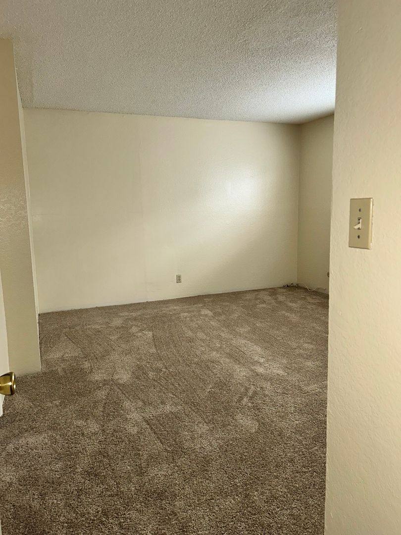 Apartment for rent at 659 W 5th St, San Pedro, CA 90731