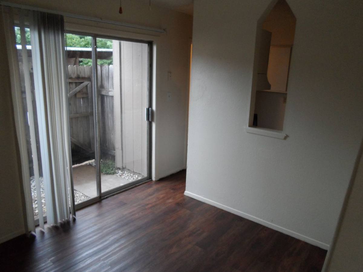 Townhouse for rent at 1400 D Holleman Dr, College Station, TX 77840