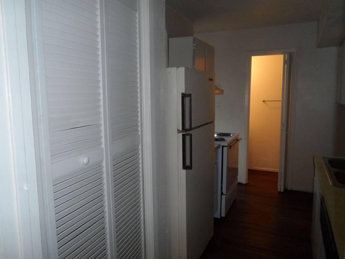 Townhouse for rent at 1400 D Holleman Dr, College Station, TX 77840
