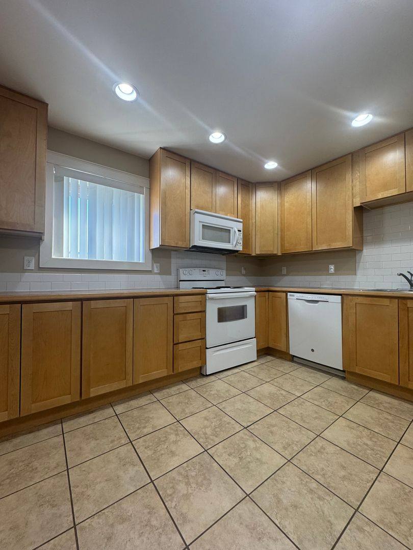 Apartment for rent at 2235 Airport Rd, Ellensburg, WA 98926