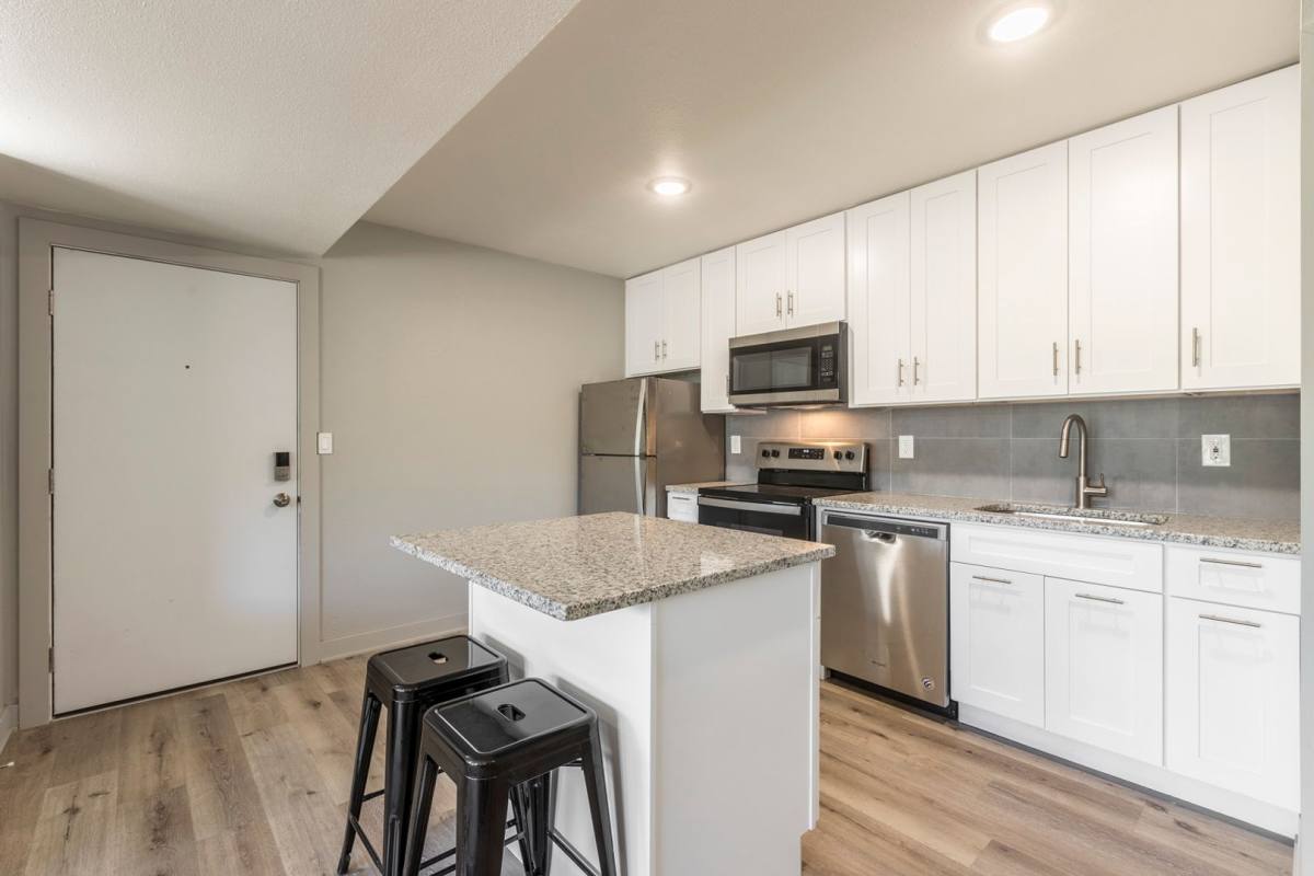 Apartment for rent at 2204 9th St, Charleston, IL 61920