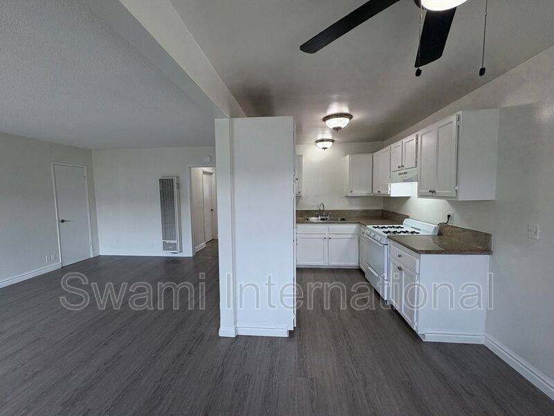 Apartment for rent at 3615 W 104th St #15, Inglewood, CA 90303