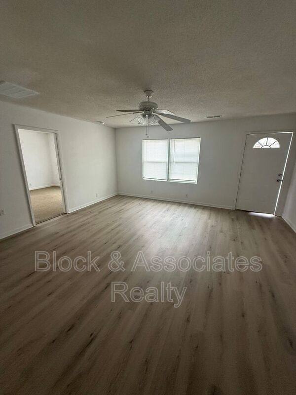 Apartment for rent at 1234 Old Farmer Rd #D, Asheboro, NC 27205