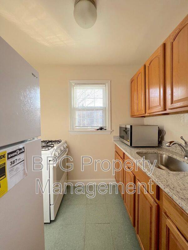 Apartment for rent at 5721 11th St N #7, Arlington, VA 22205