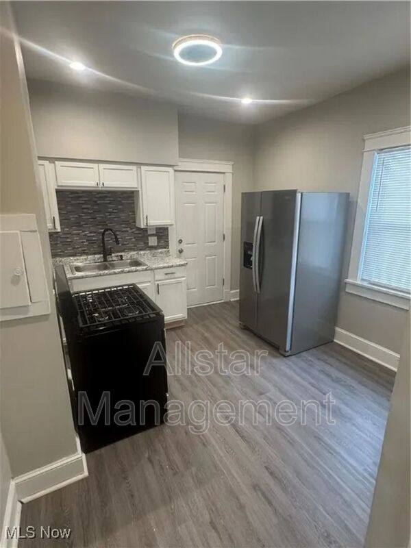 House for rent at 521 E 109th St, Cleveland, OH 44108