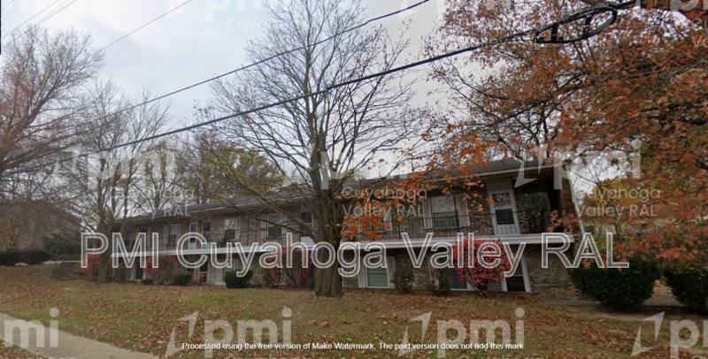 Apartment for rent at 1566 Coventry St, Akron, OH 44301