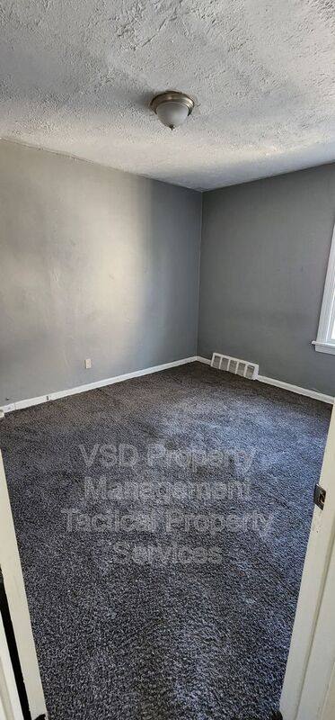 Apartment for rent at 14717 Milverton Rd #UP, Cleveland, OH 44120