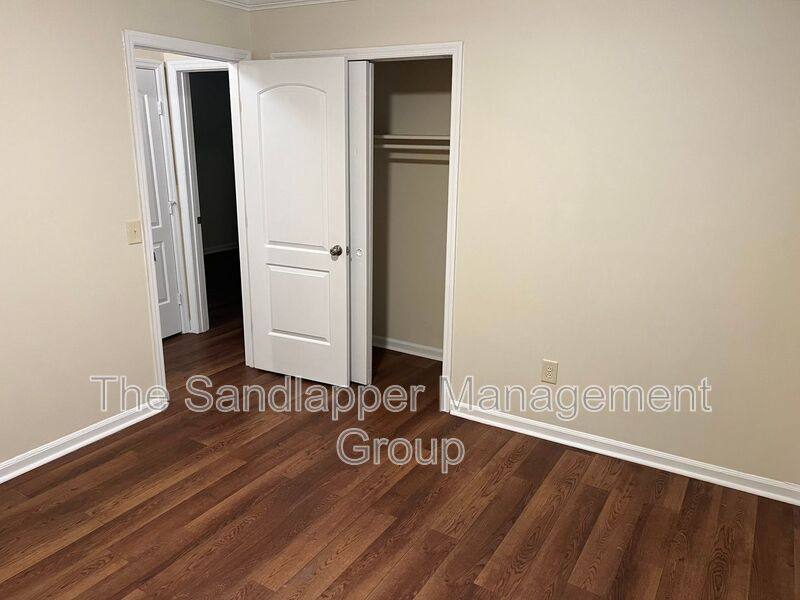 Apartment for rent at 634 Cashew St #B, Charleston, SC 29407