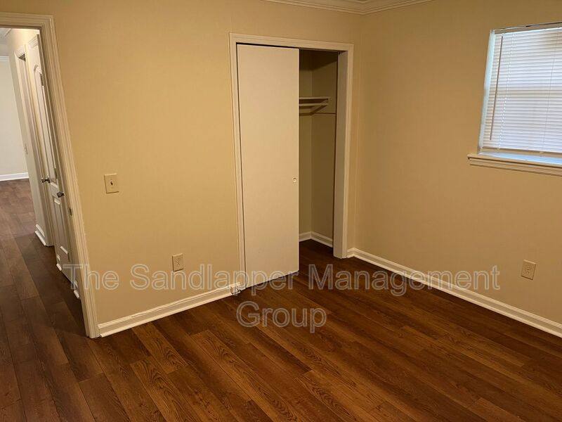 Apartment for rent at 634 Cashew St #B, Charleston, SC 29407