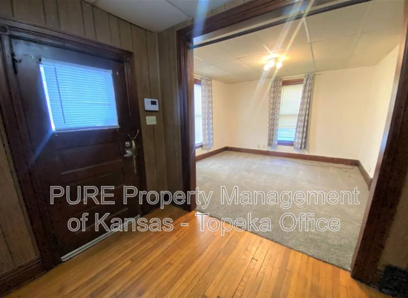 House for rent at 416 SW Clay St, Topeka, KS 66606
