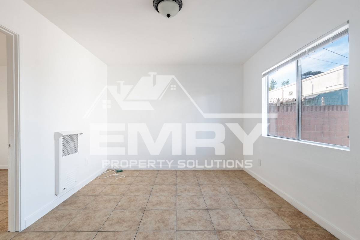Apartment for rent at 2534 Hill St, Huntington Park, CA 90255