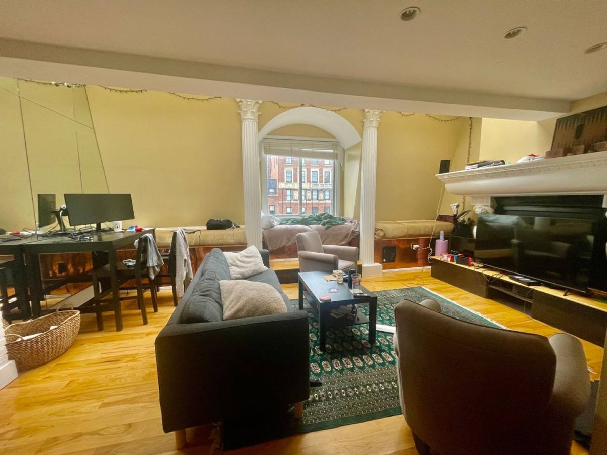 Apartment for rent at 113 Beacon St #PRAIRIE, Boston, MA 02116