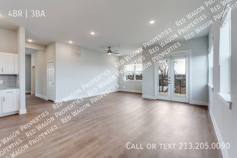 Apartment for rent at 330 E Carson St, San Antonio, TX 78208