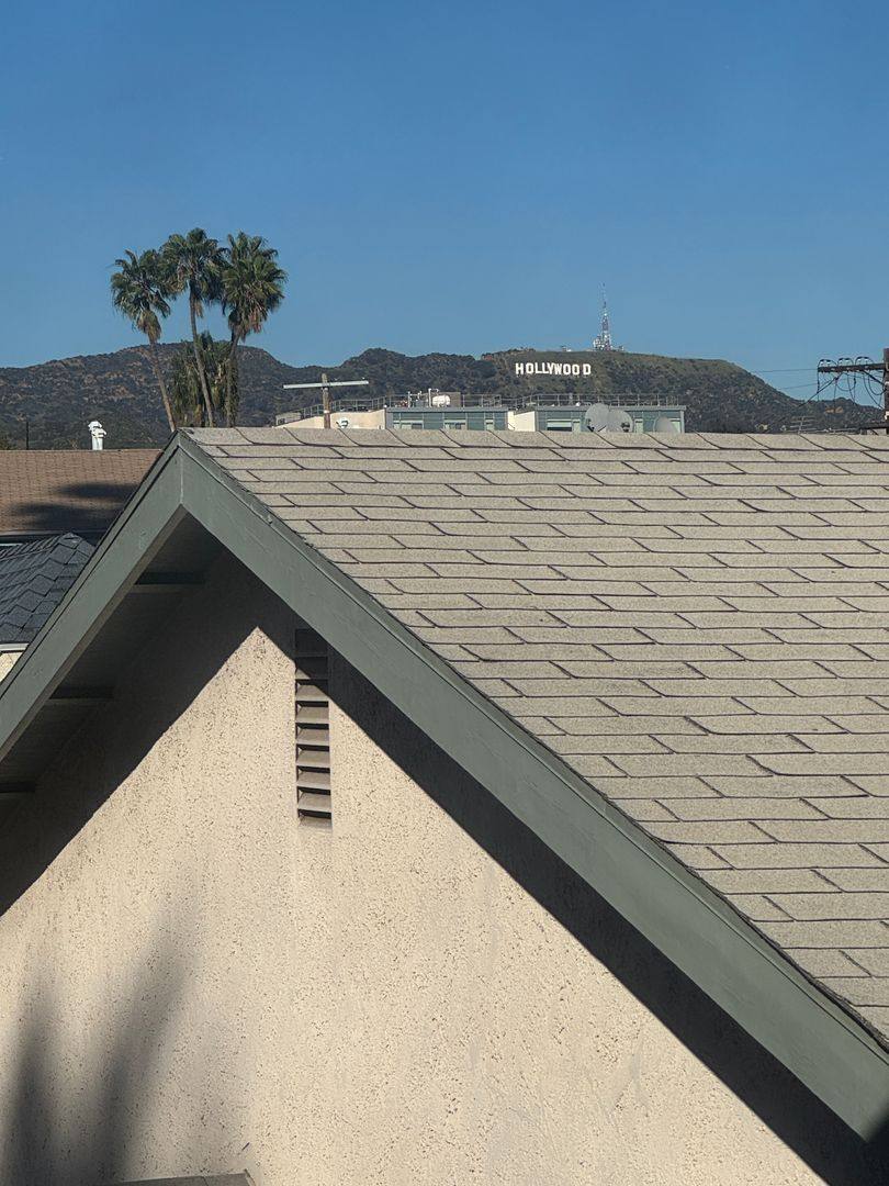 Apartment for rent at 1230 N Mansfield Ave, Los Angeles, CA 90038
