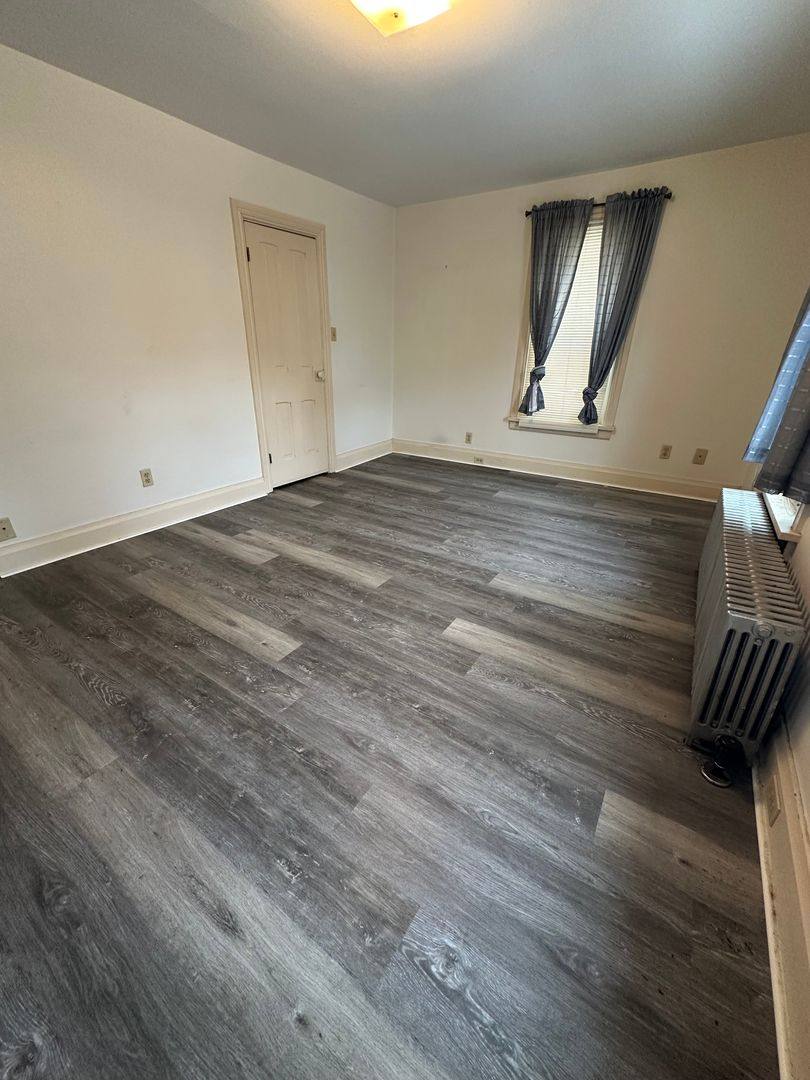 Apartment for rent at 40 N Chestnut St, Palmyra, PA 17078