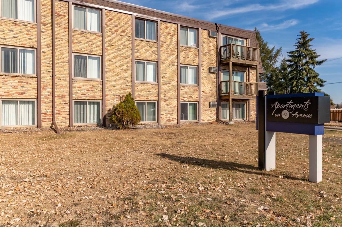 Apartment for rent at 8420 N 42nd Ave, Minneapolis, MN 55427