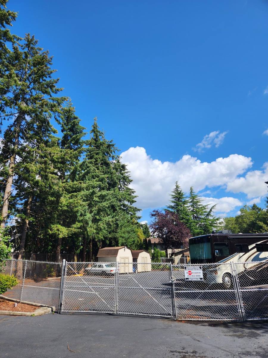 Apartment for rent at 2220 SW 337th Place, Federal Way, WA 98023