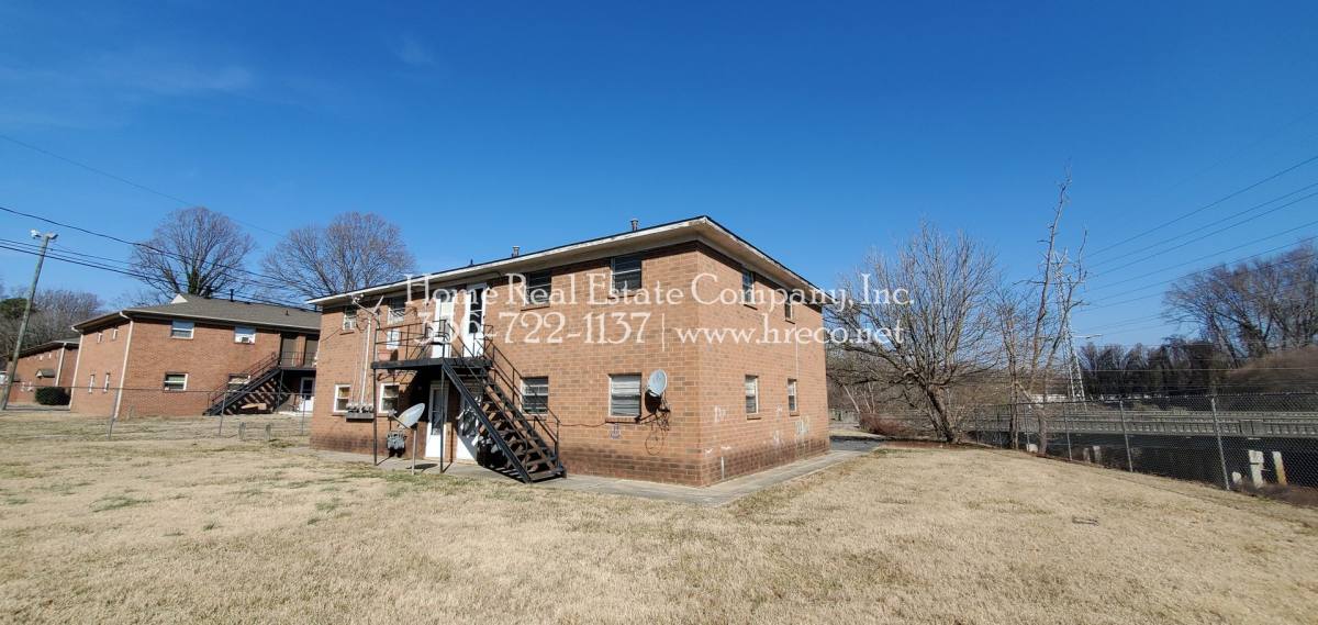 Apartment for rent at 1982 Maryland Ave, Winston Salem, NC 27101