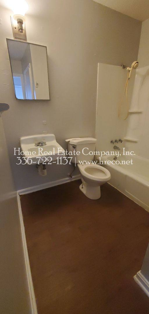 Apartment for rent at 1982 Maryland Ave, Winston Salem, NC 27101