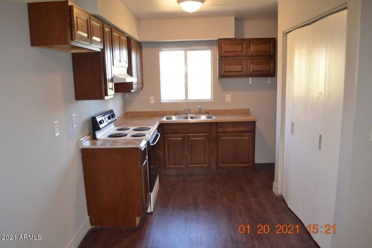 Apartment for rent at 111 S Outpost Rd, Apache Junction, AZ 85119