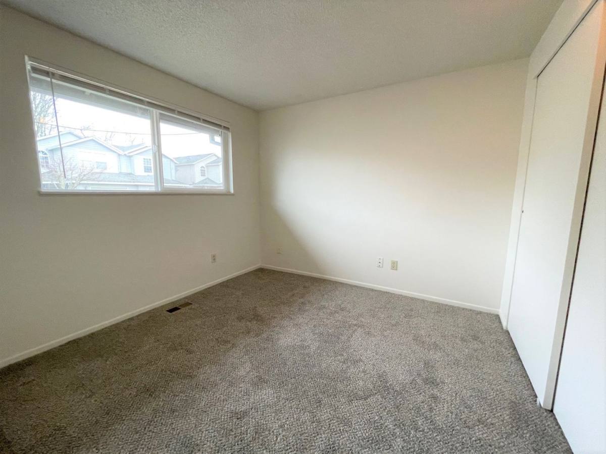 House for rent at 1330 S Ivy St, Cornelius, OR 97113