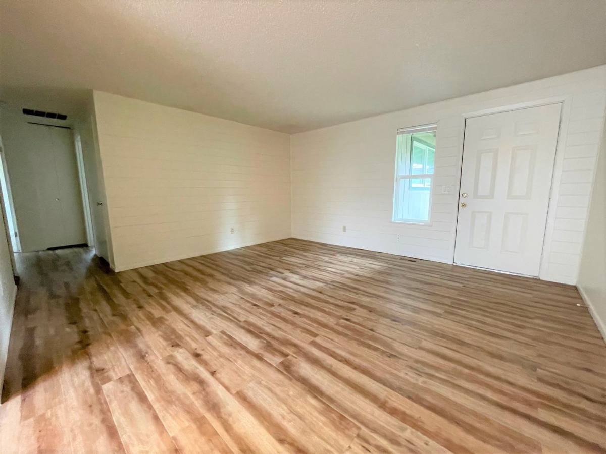 House for rent at 1330 S Ivy St, Cornelius, OR 97113