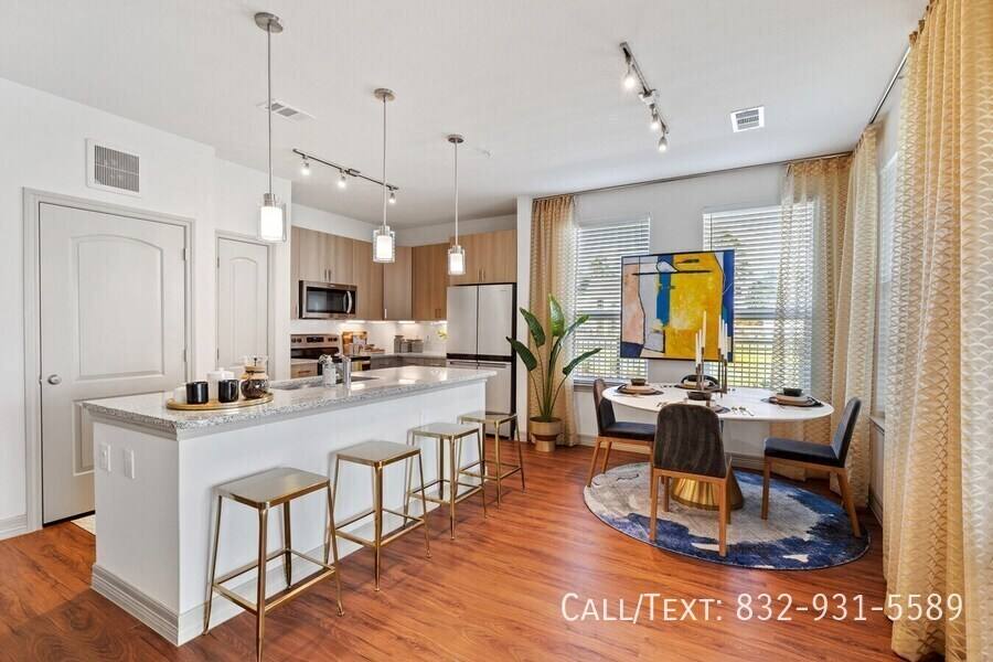 Apartment for rent at 1972 Spring Stuebner Rd #SPRG1, Spring, TX 77389