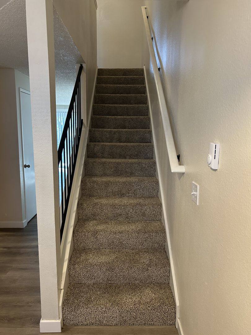 Apartment for rent at 13 S 338th Place, Federal Way, WA 98003