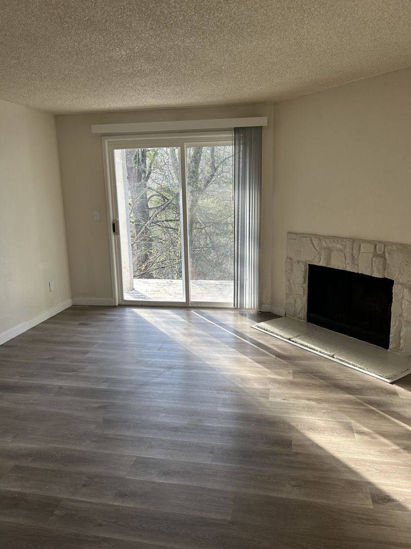Apartment for rent at 13 S 338th Place, Federal Way, WA 98003