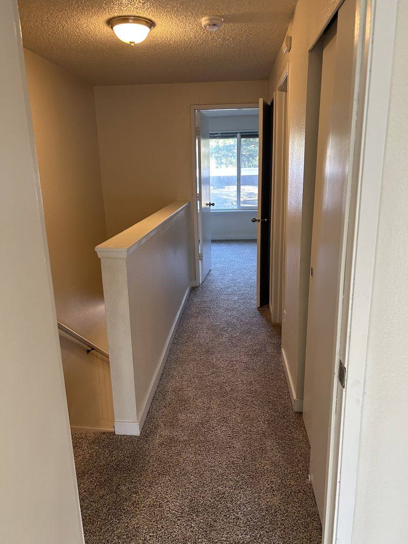 Apartment for rent at 13 S 338th Place, Federal Way, WA 98003
