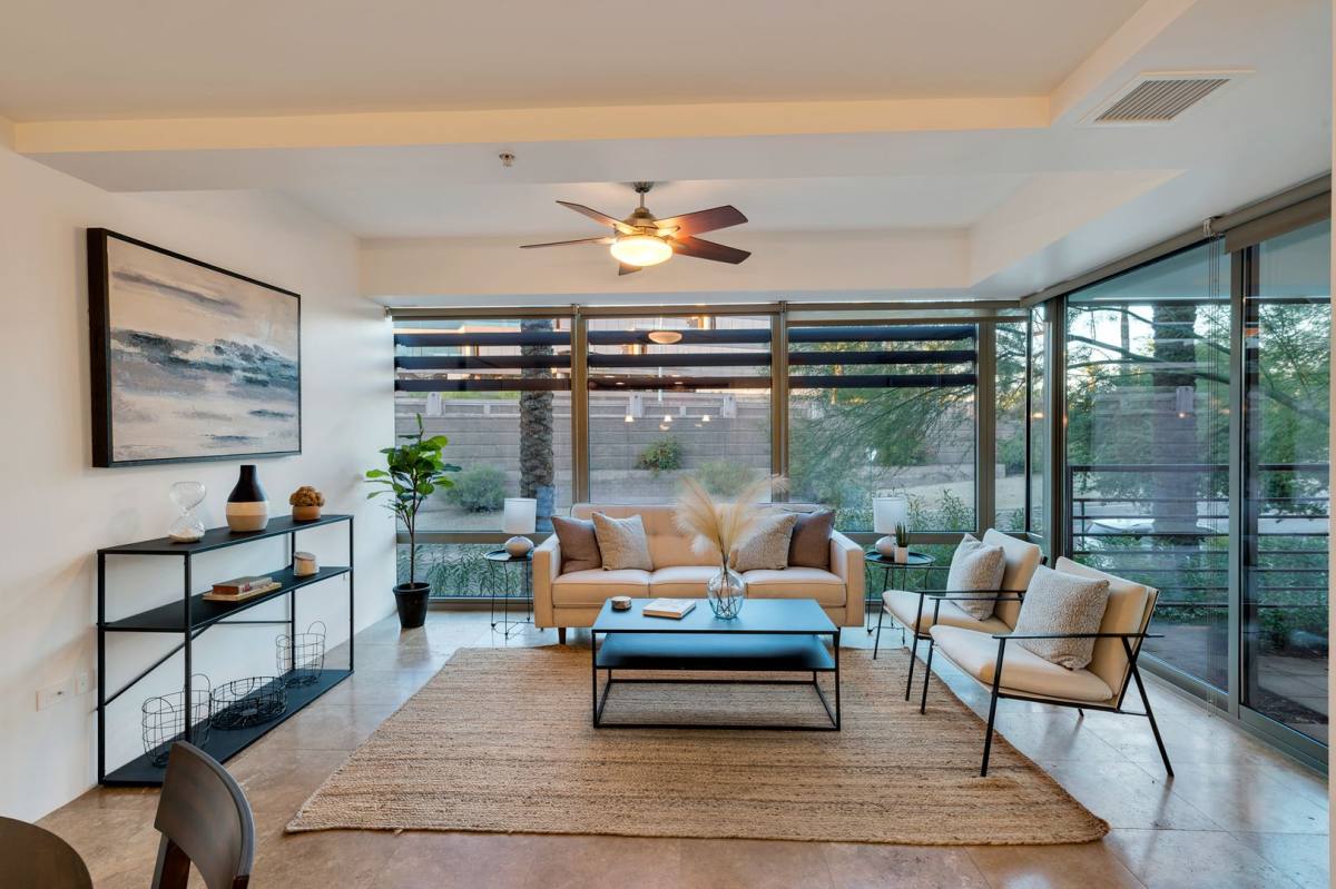 Condo for rent at 7161 E Rancho Vista Dr, Scottsdale, AZ 85251