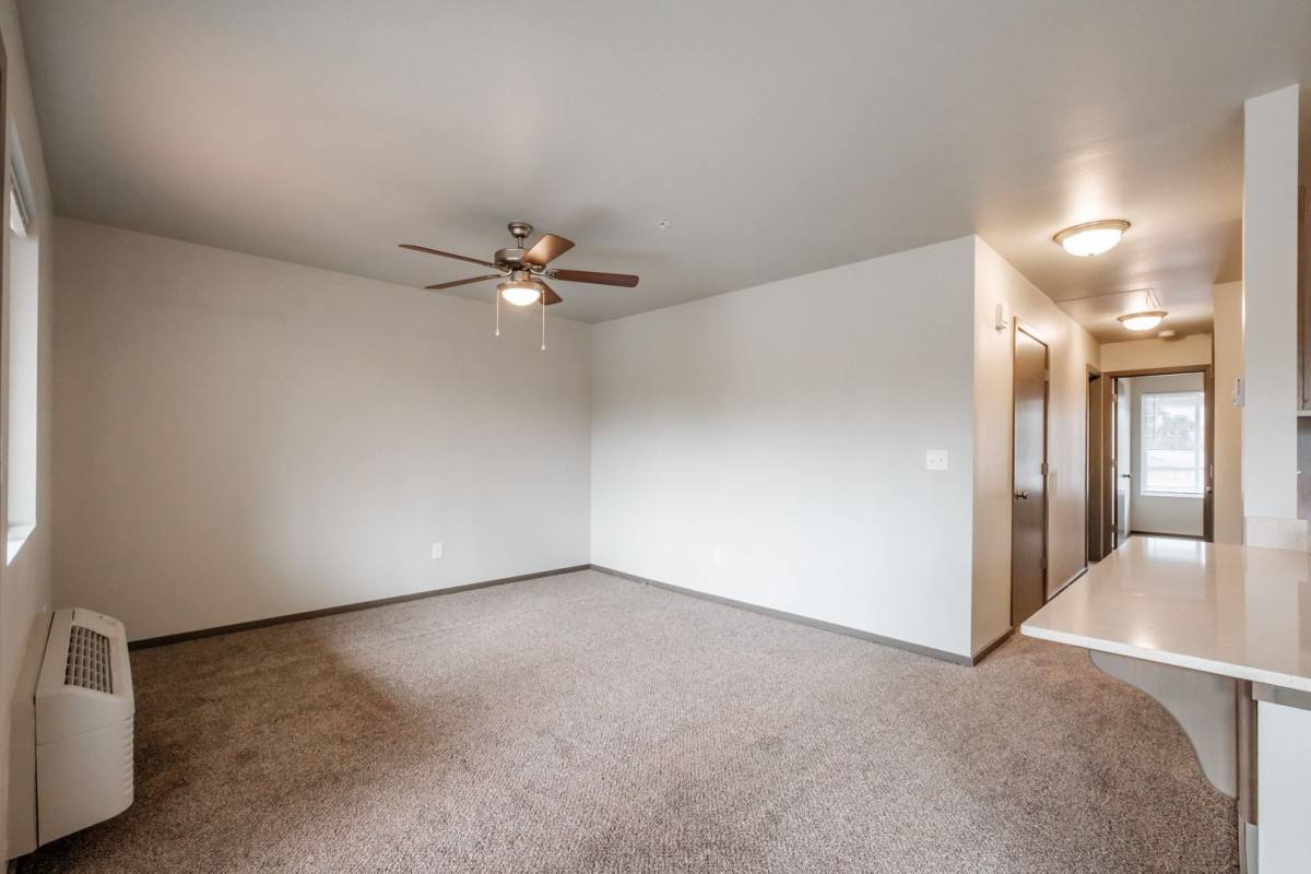 Apartment for rent at 362 S Main St, Jefferson, OR 97352